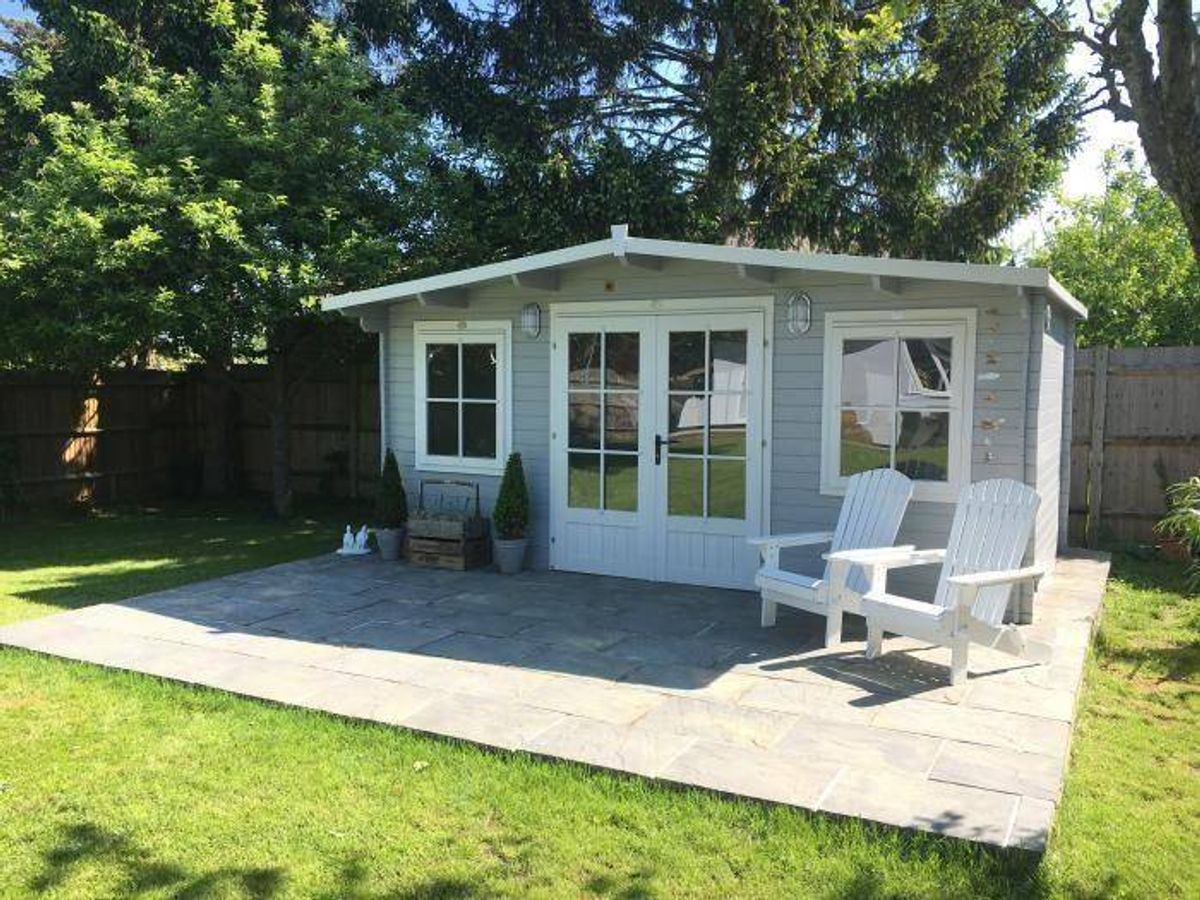 מחסן עץ פרימיום 5×3 עובי 45 מ״מ דגם Severn מבית DunsterHouse מחסן עץ פרימיום 5×3 עובי 45 מ״מ דגם Severn מבית DunsterHouse