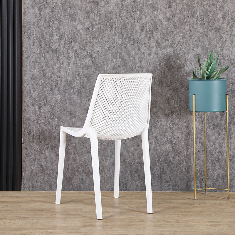 כיסא נערם לפינת אוכל דגם פיליפ מבית Panda Style