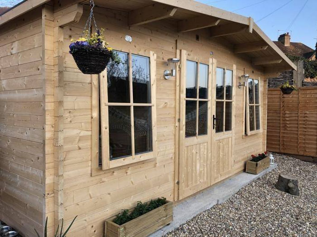 מחסן עץ פרימיום 5×3 עובי 45 מ״מ דגם Severn מבית DunsterHouse מחסן עץ פרימיום 5×3 עובי 45 מ״מ דגם Severn מבית DunsterHouse