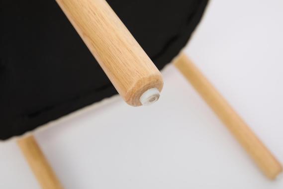 זוג כיסאות לפינת אוכל מעץ מלא מרופדים דגם מישיגן מבית RAMOS