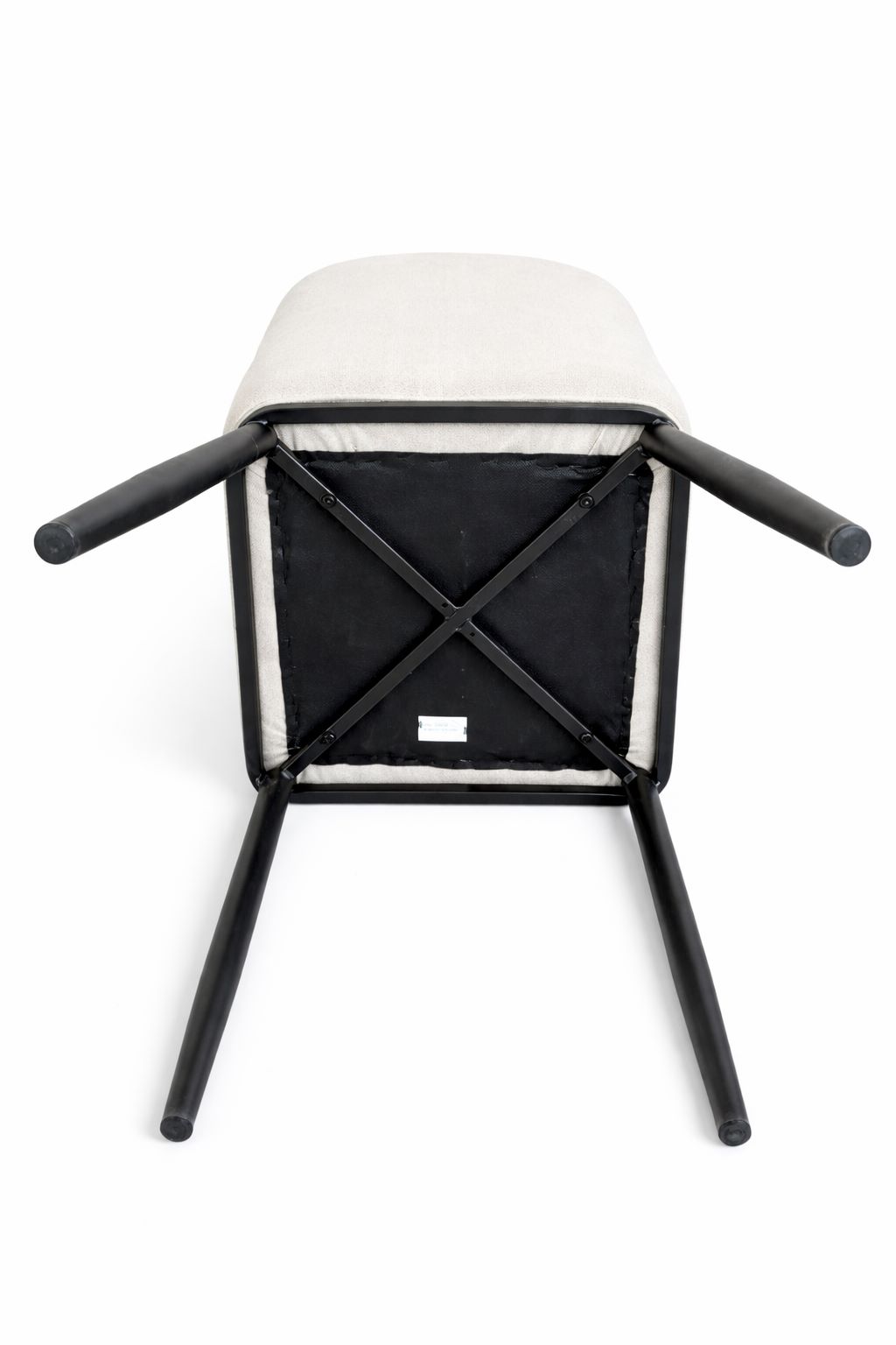 רביעיית כיסאות אוכל מרופדים דגם מונקו מבית Tudo Design