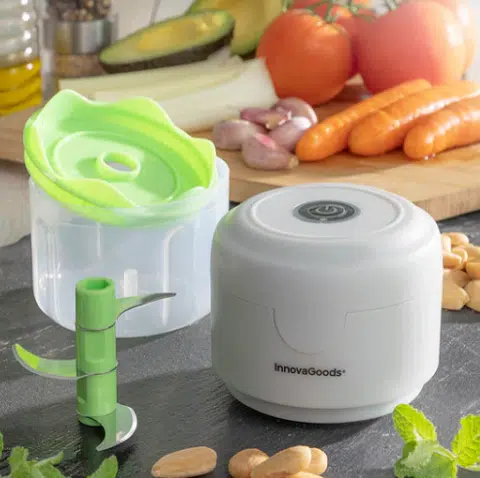 מעבד מזון נטען ונייד Echoppie דגם V0103337 מבית InnovaGoods מעבד מזון נטען ונייד Echoppie דגם V0103337 מבית InnovaGoods
