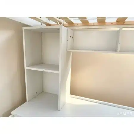 מיטת גלריה לילדים ונוער עם שולחן עבודה, מדפי אחסון ומזרן דגם ACADEMY מבית BRADEX