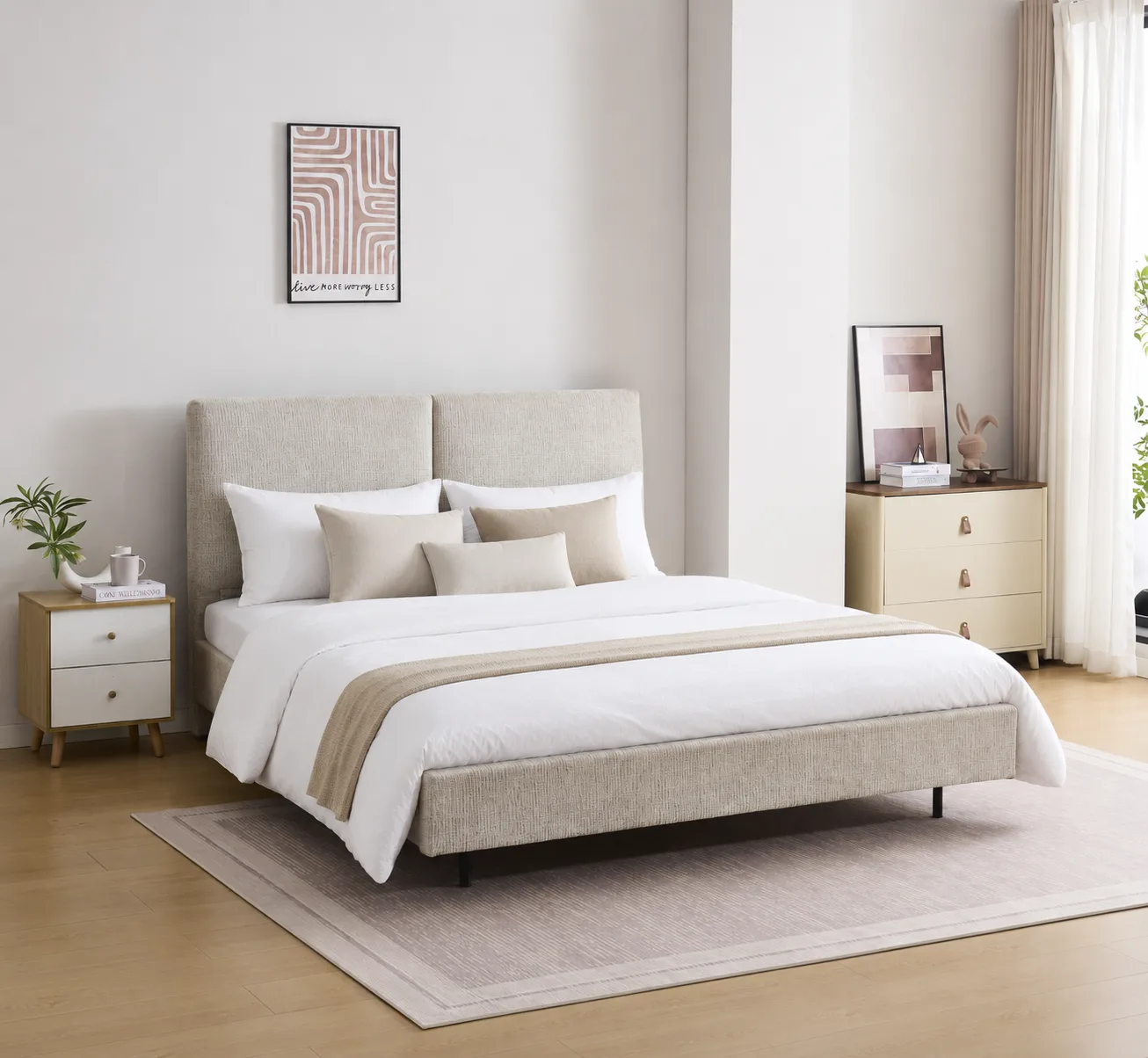 מיטה זוגית מרופדת בעיצוב מרחף דגם פליי מבית HOME DECOR